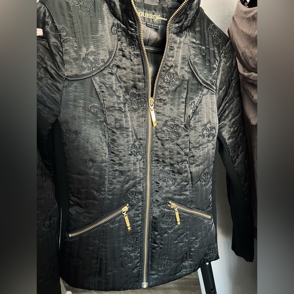 Guess jacket - Picture 2 of 4
